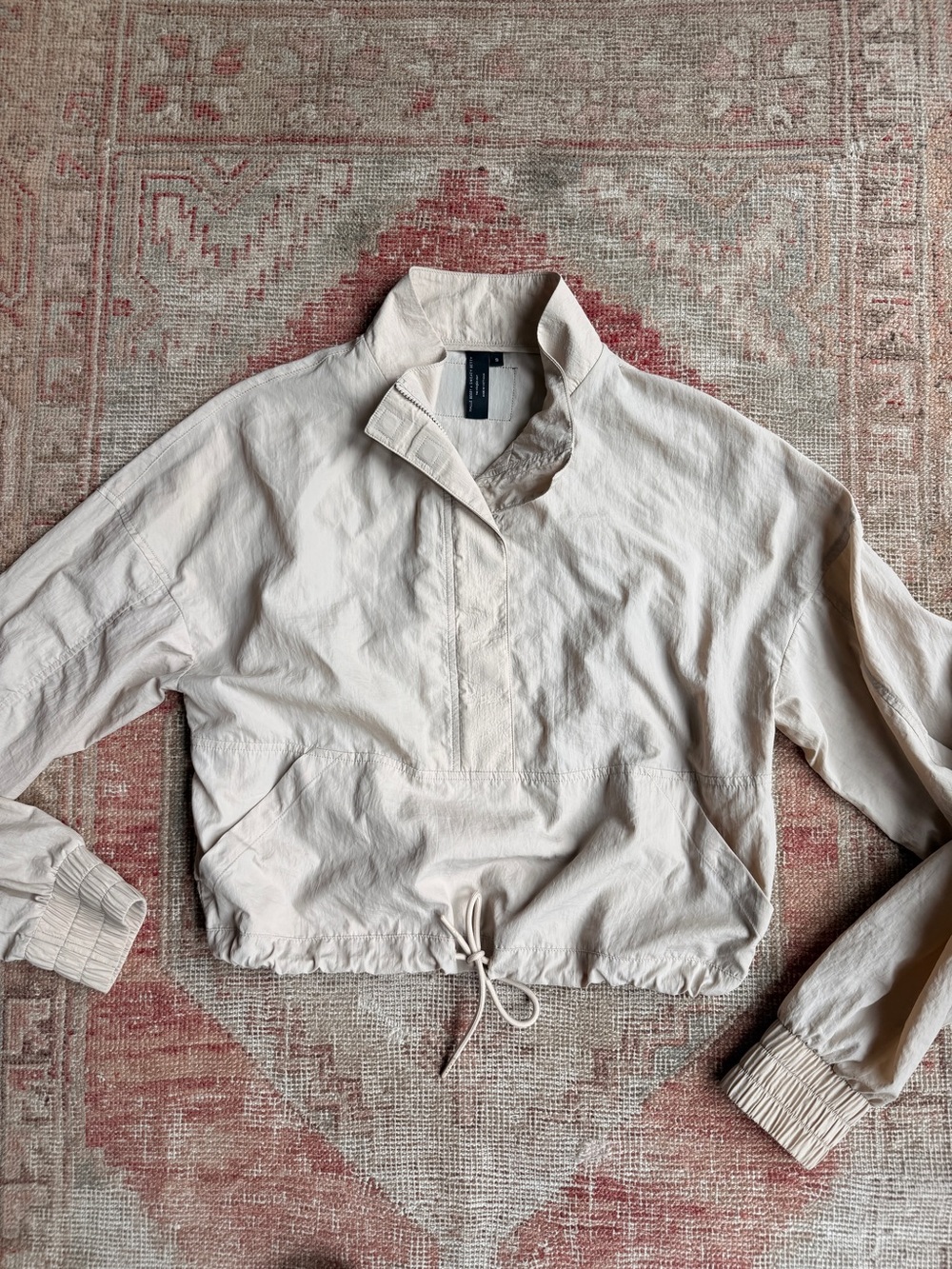 Sweaty Betty/ Halle berry colab Cream Pullover Anorak Jacket